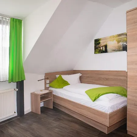 Hotel Garni Haus Schönberger-3