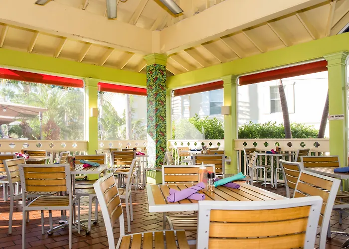The Sunshine Hotel And Suites