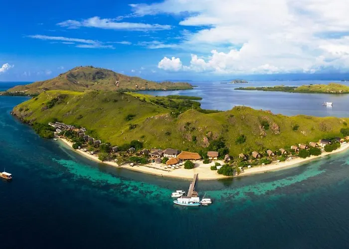 Komodo Resort Sebayur