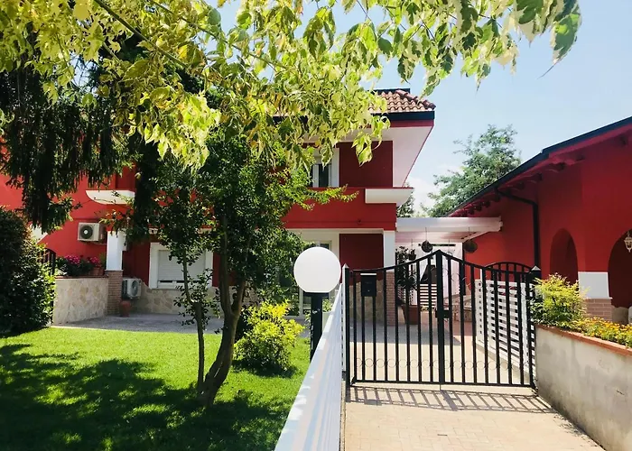 B&B Red Village