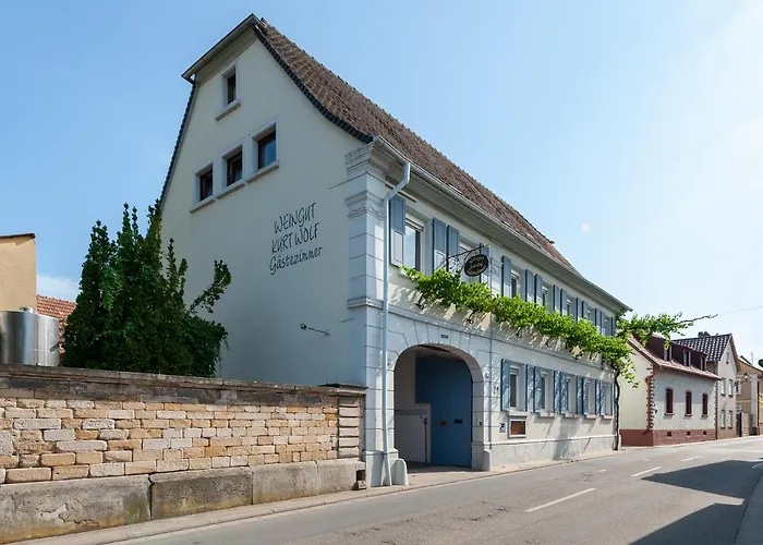 Gästezimmer im Weingut Wolf