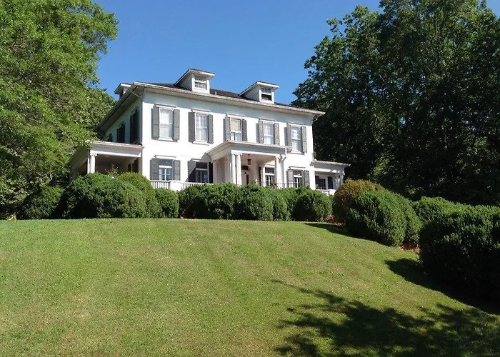 Springwood Inn