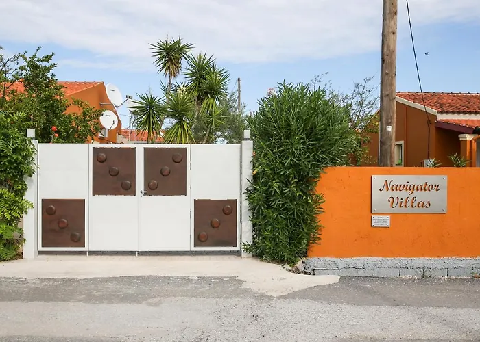 Navigator Villas - Houses