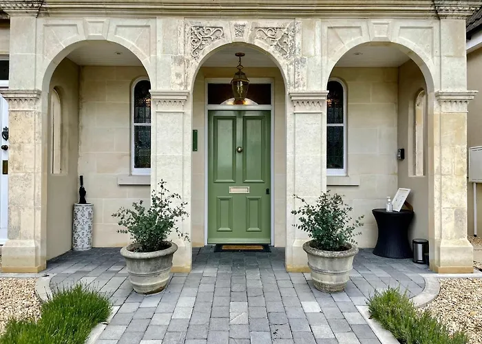 Tyndall Villa Boutique B&B