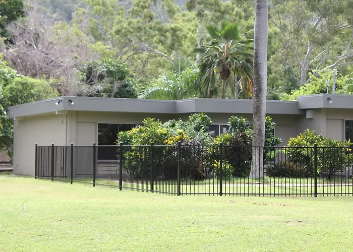 Arcadia Village Motel