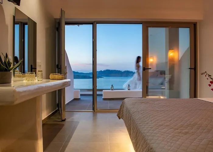 Blu Rooms Santorini