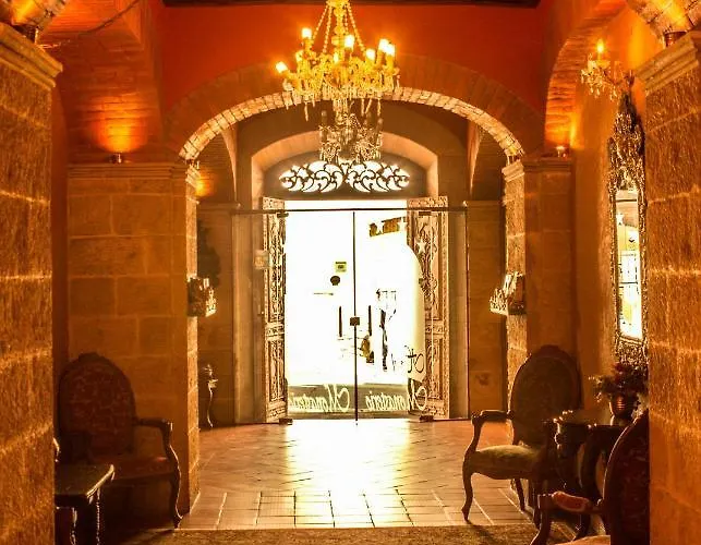 Hotel Monasterio