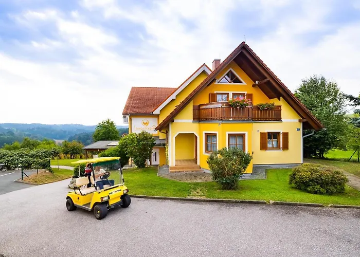 Golf & Thermenland Sonnenpension Fruehstueckshotel Burgauberg Stegersbach