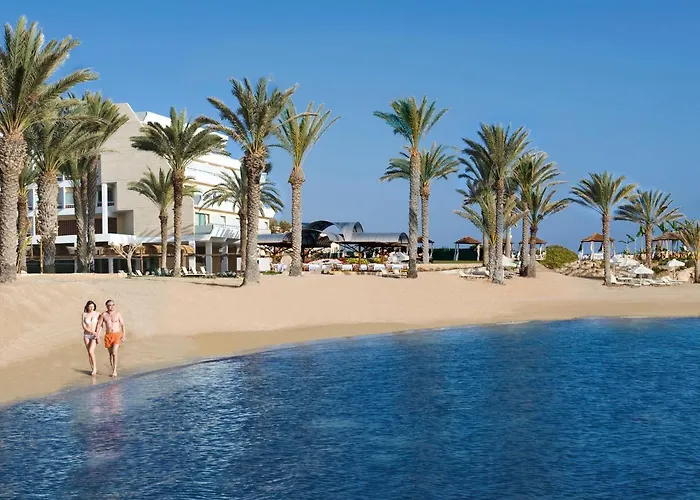 Constantinou Bros Pioneer Beach Hotel