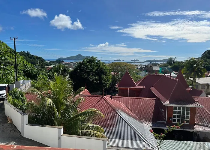 Hilltop Boutique Hotel Victoria