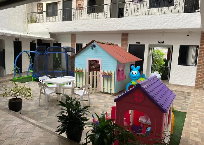 Hotel Ozzy