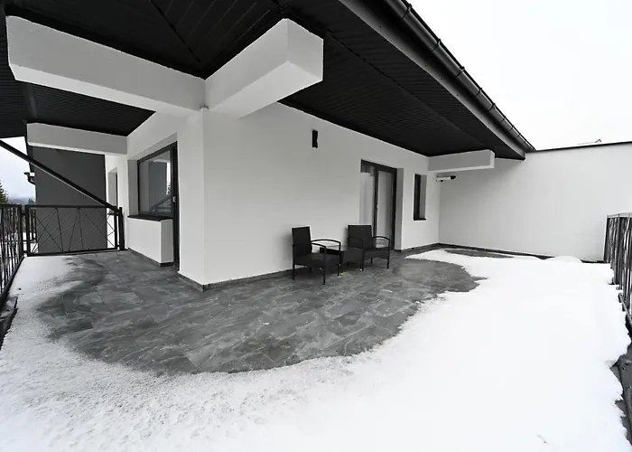 R&B Apartments