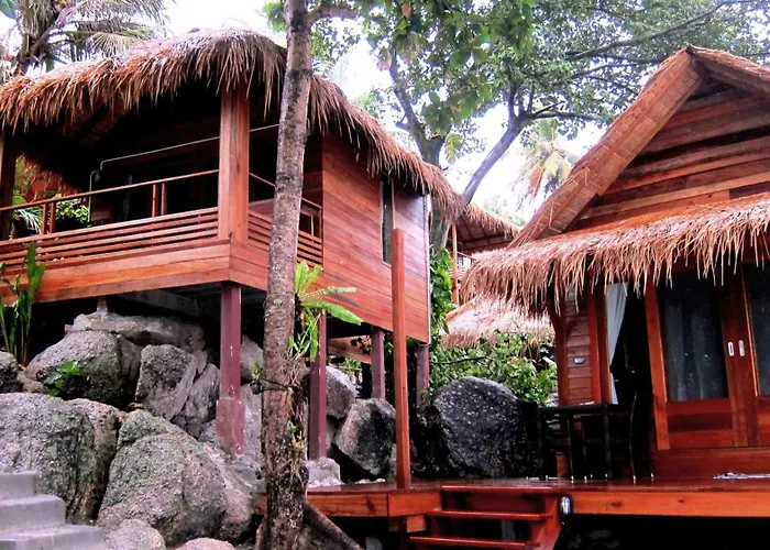 Ten Moons Lipe Resort