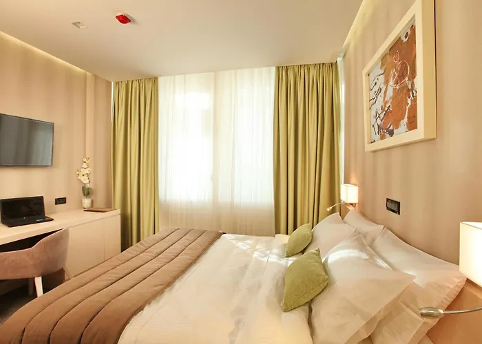 Hotel Argo