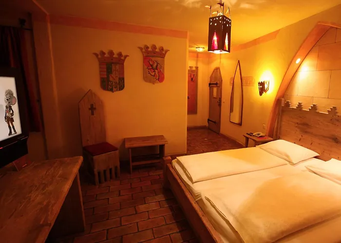 4-Sterne Burghotel Castillo Alcazar, Europa-Park Erlebnis-Resort Rust