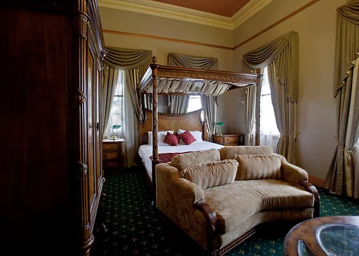 Denison Boutique Hotel