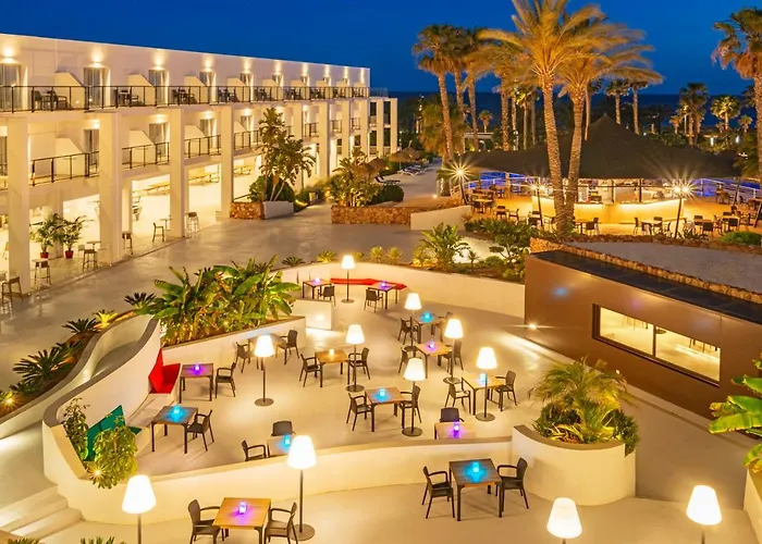 Hotel Cabogata Jardin
