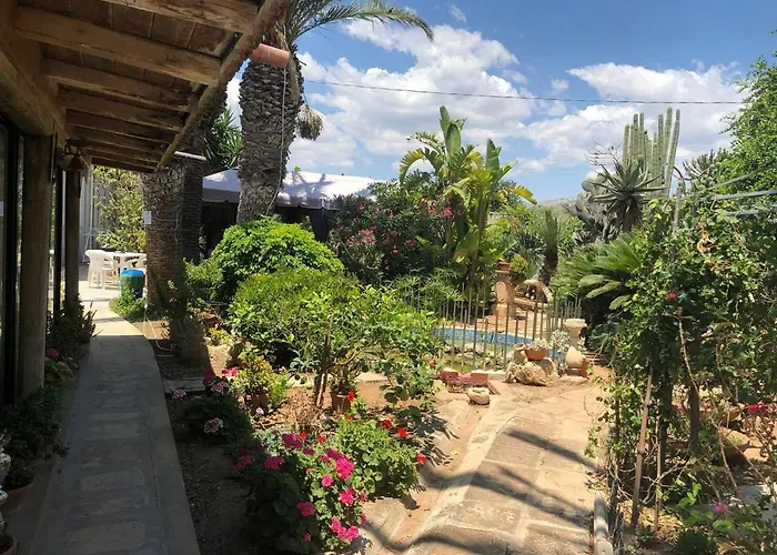 Villa Yucca