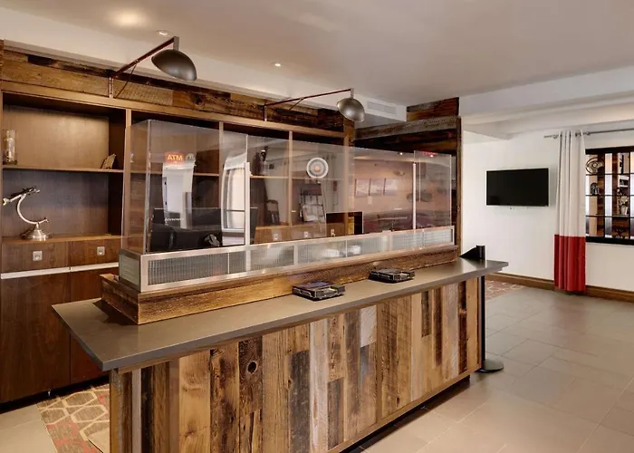 The Crossroads Hotel - Newburgh
