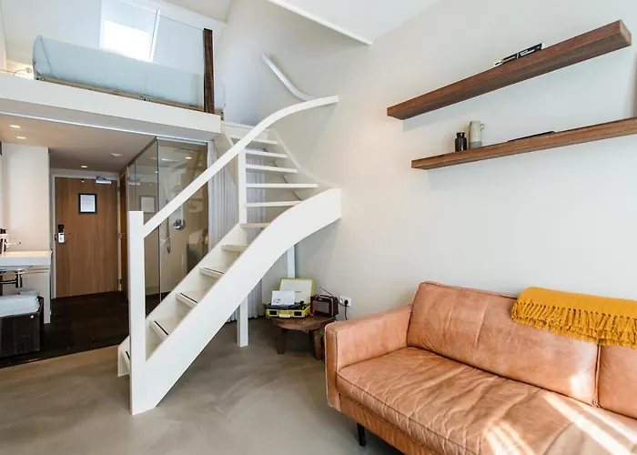 Van Heeckeren Hotel Nes 