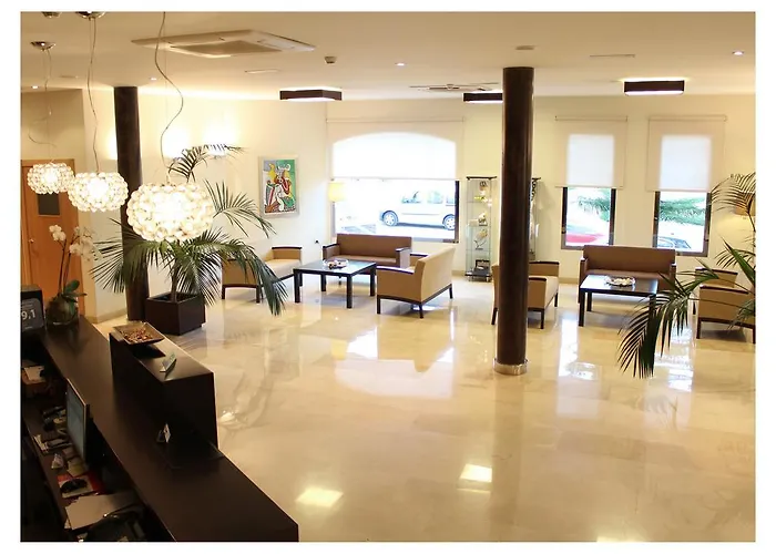 Hotel El Trebol Carboneras