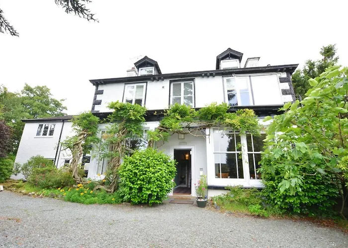 Fairfield House And Gardens