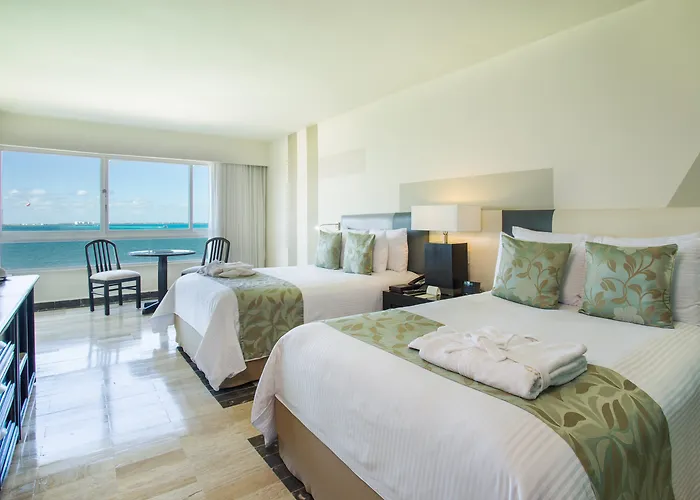 Dreams Sands Cancun Resort&Spa