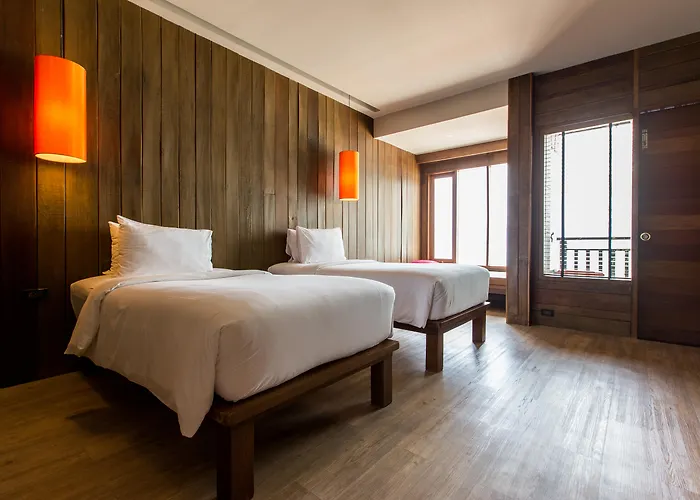 Baan Ploy Sea
