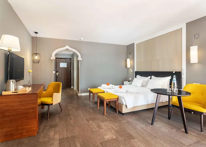 Ap Oriental Beach - Adults Friendly Portimao