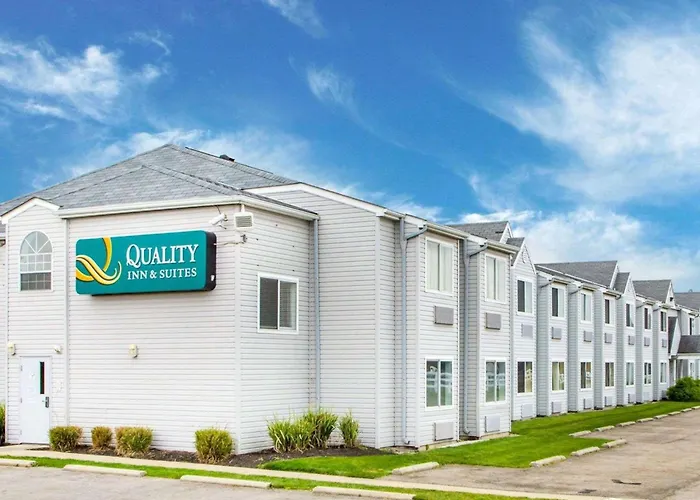 Quality Inn & Suites North-Polaris