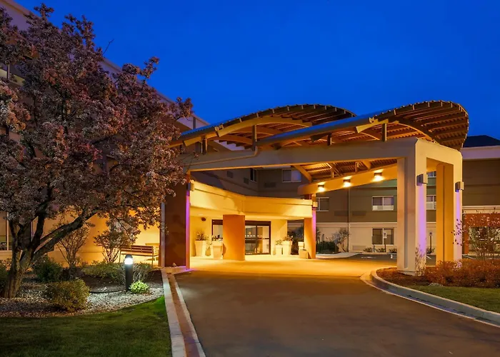 Holiday Inn Express Milwaukee - West Medical Center By Ihg