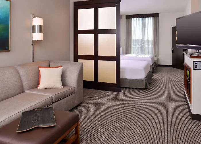 Hyatt Place Garden City