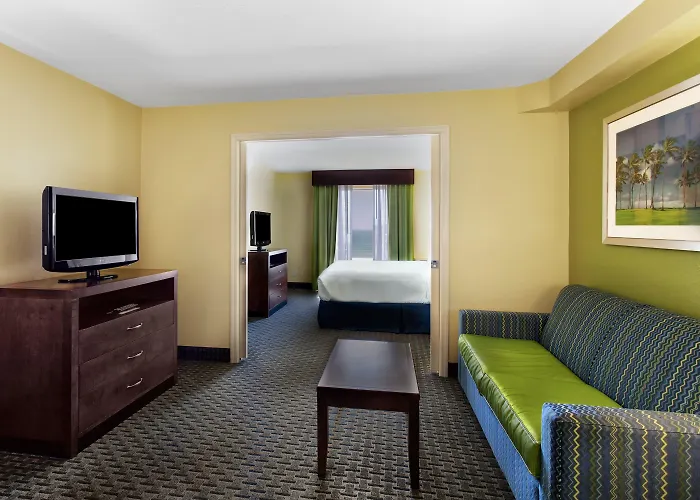 Holiday Inn & Suites On The Ocean By Ihg