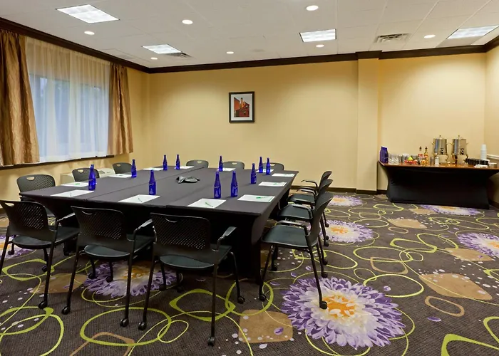 Holiday Inn Clark - Newark By Ihg
