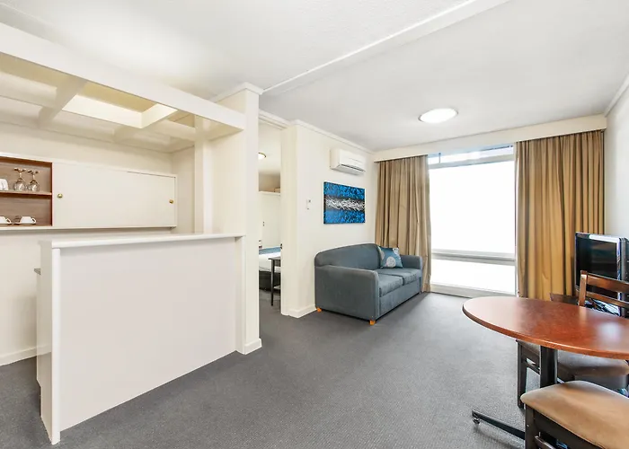 Mantra Meridien Adelaide