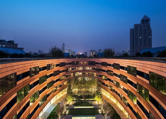 Hualuxe Shanghai Twelve At Hengshan