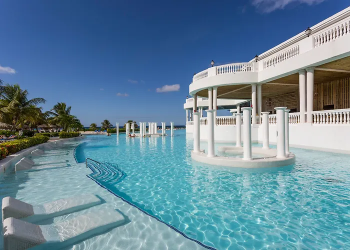 Grand Palladium Lady Hamilton Resort & Spa Lucea