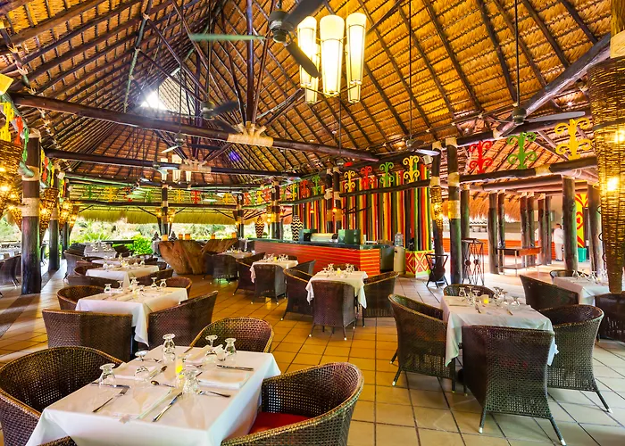 Decameron Baru Pendales