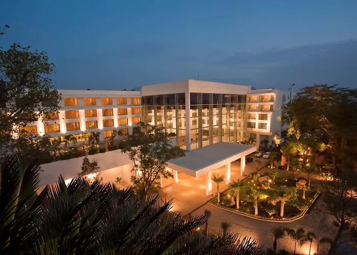 Radisson Blu Plaza Hotel Hyderabad Banjara Hills