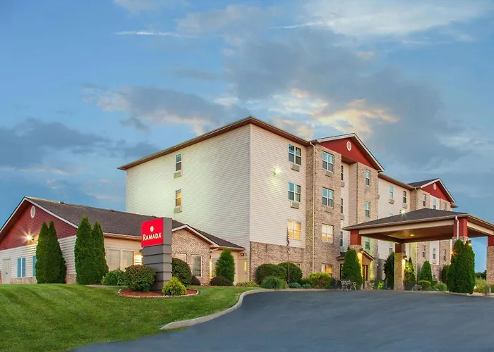 Ramada By Wyndham Sparta/At Speedway