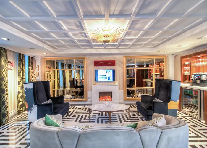 Hotel Madera Hollywood