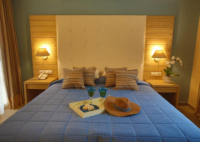 Dolphin Bay Seaside Resort & Suites