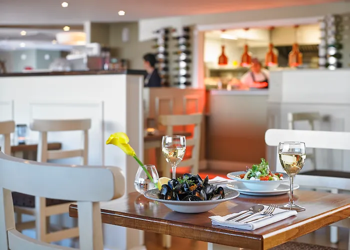Westport Coast Hotel