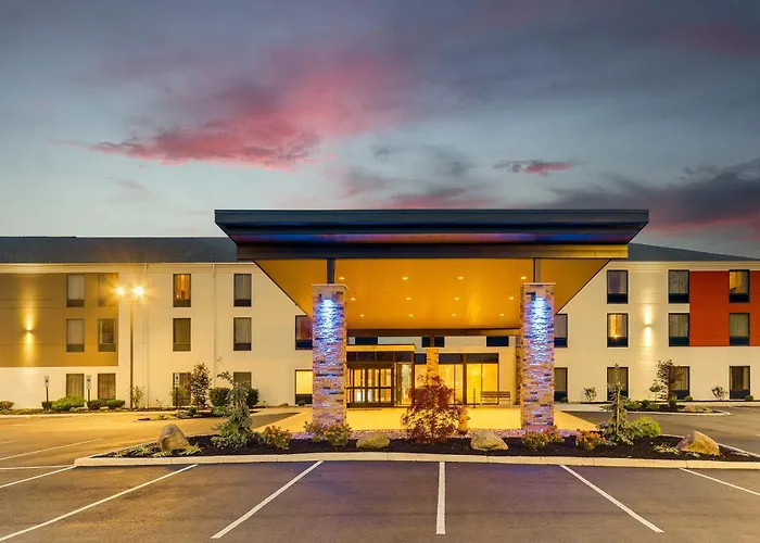 Holiday Inn Express & Suites Troy By Ihg