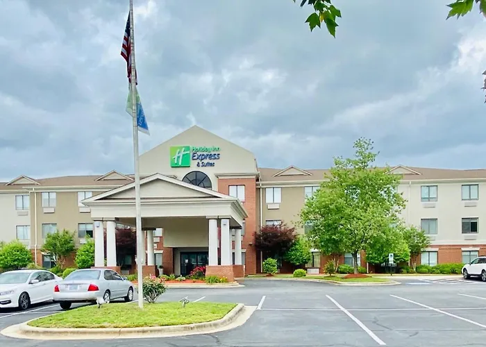 Holiday Inn Express & Suites Reidsville By Ihg