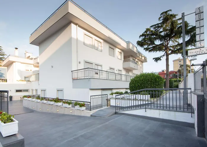 Suites & Residence Hotel