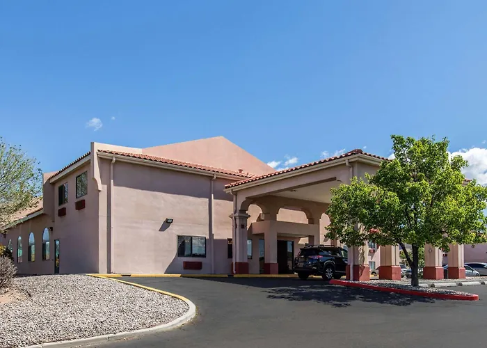 Quality Inn & Suites Albuquerque North Near Balloon Fiesta Park