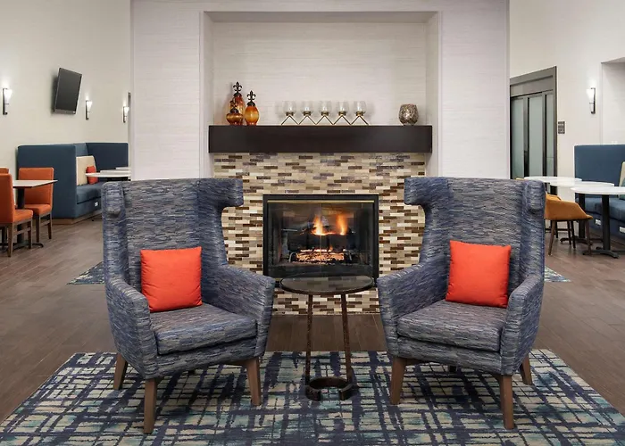 Hampton Inn & Suites Alpharetta-Windward