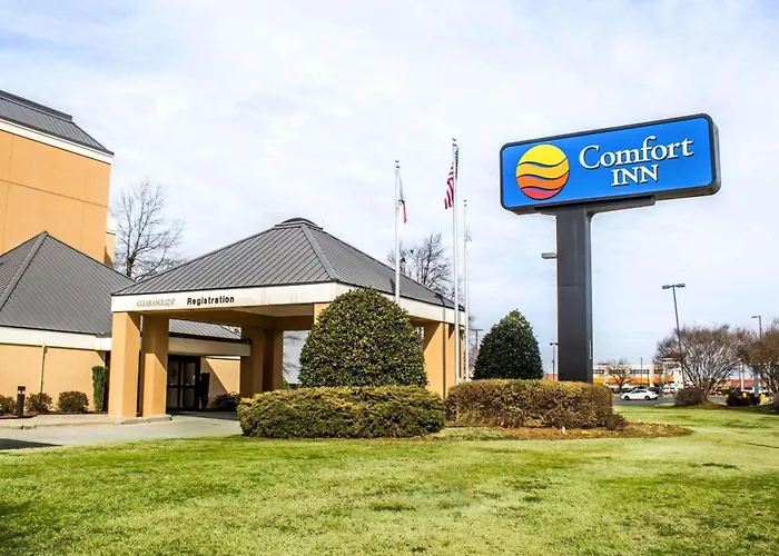 Comfort Inn Fayetteville Near Fort Bragg