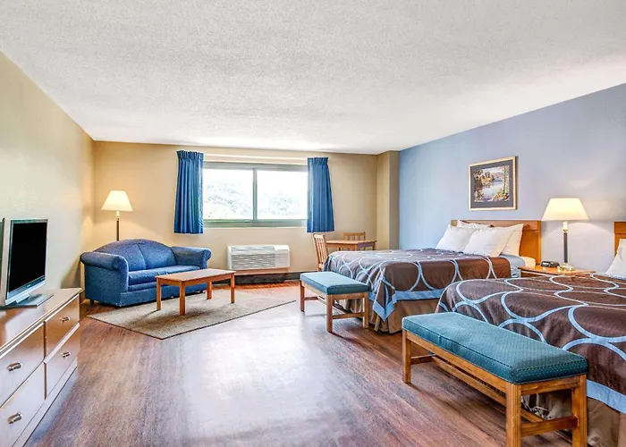 Super 8 By Wyndham Mahwah